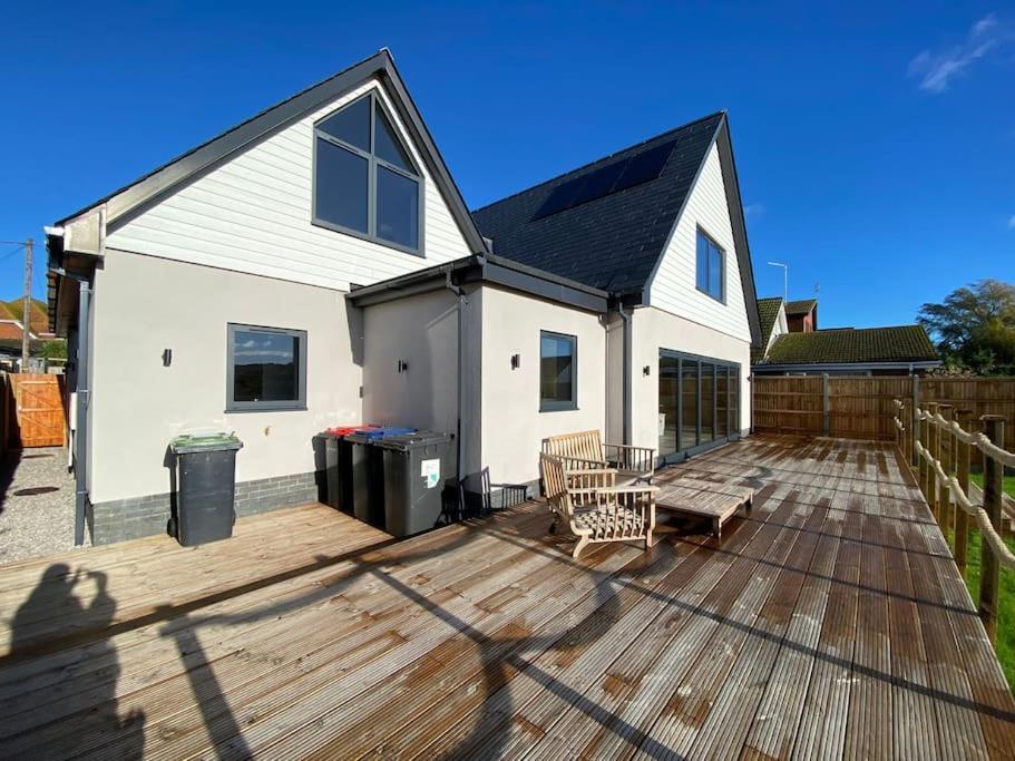 Brand New, Stunning Beachside House Seasalter Exteriör bild
